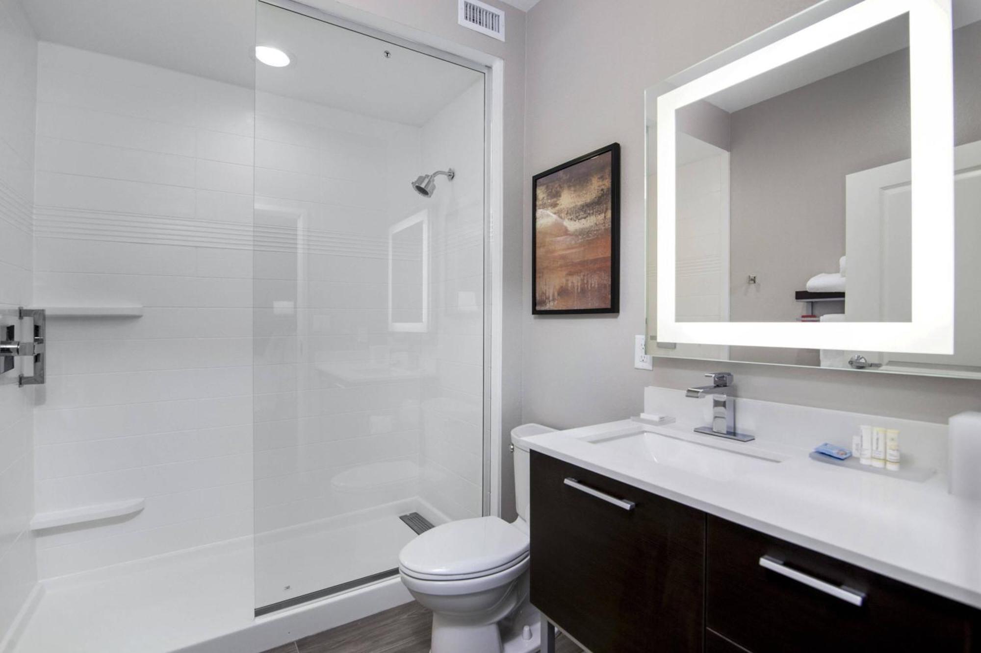 Towneplace Suites By Marriott Houston Hobby Airport Zewnętrze zdjęcie