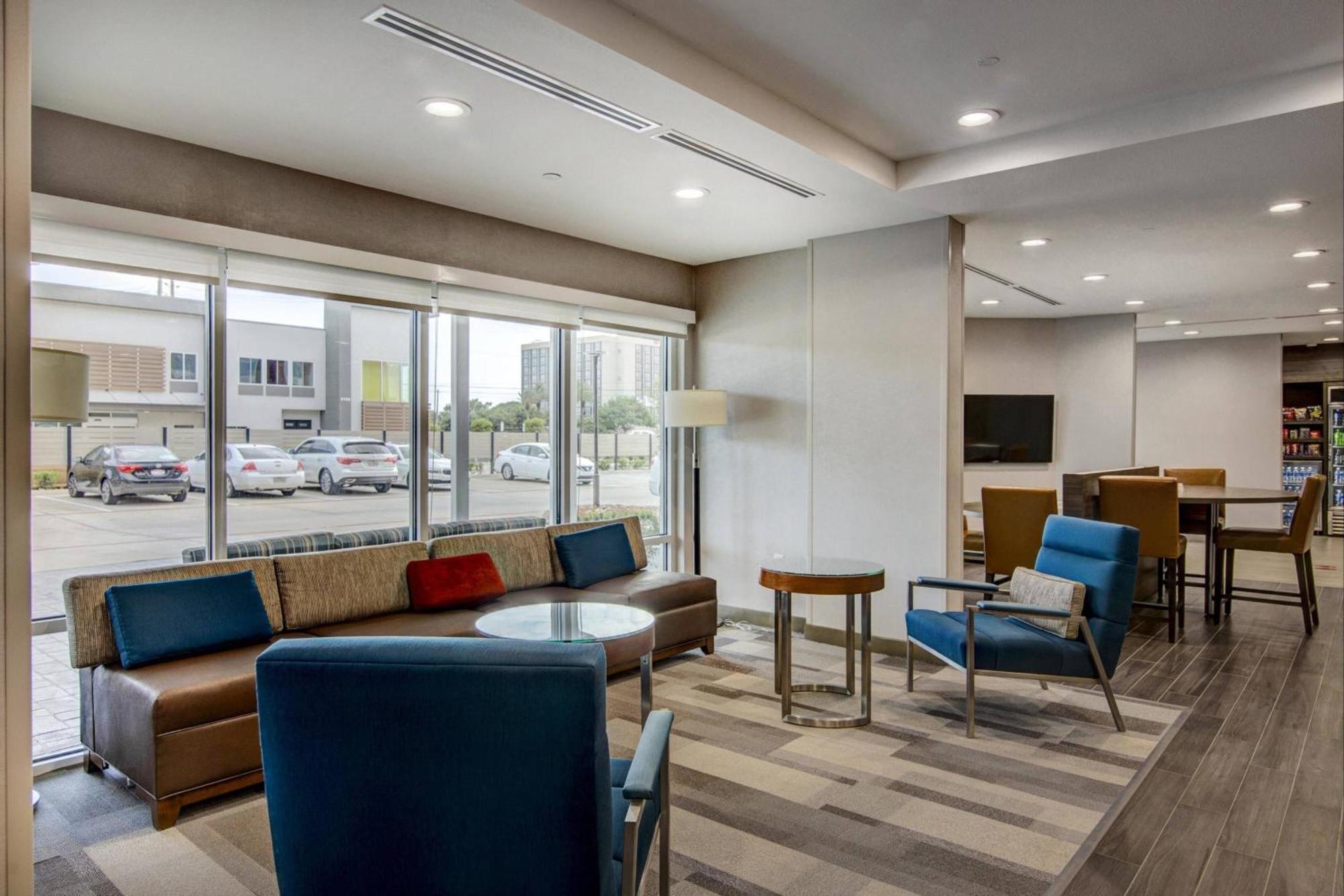 Towneplace Suites By Marriott Houston Hobby Airport Zewnętrze zdjęcie